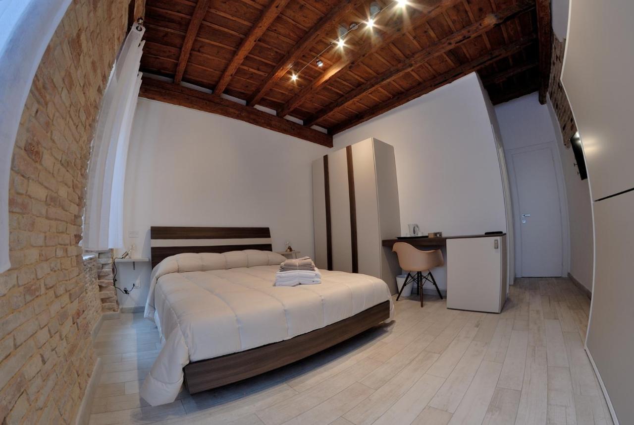 B&B Del Corso 洛雷托 外观 照片